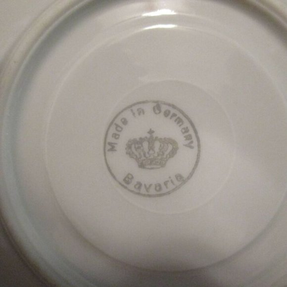 Collectible Bavaria Frankfurt Coat of Arms Royal Crest Small Tea Cup & Saucer - Picture 4 of 4